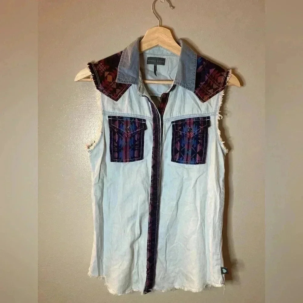 Kendall & Kylie jean sleeveless vest‎ top